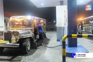 Jeepney fare hike due to oil price surge: Palace